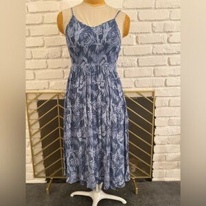 NOMAD Size Medium Blue Tropical Print Midi